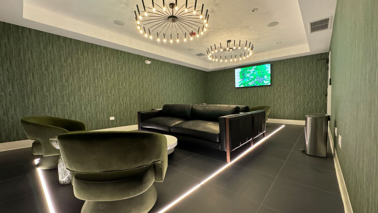 Home - Emerald Dispensary and Lounge